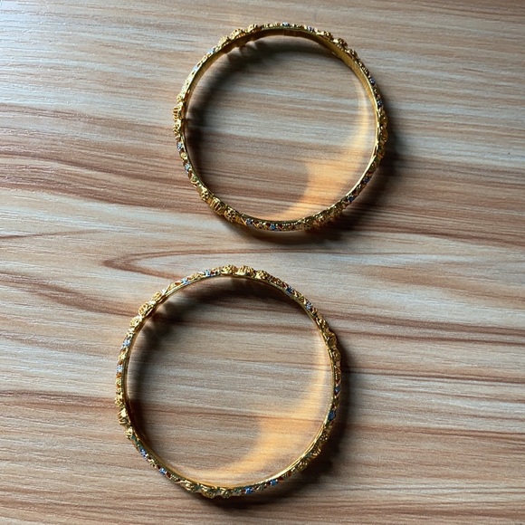 Solid 22k gold bangles - Picture 5 of 11